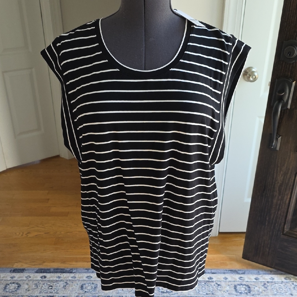 NWT Chicos Black and White Striped Women's Top